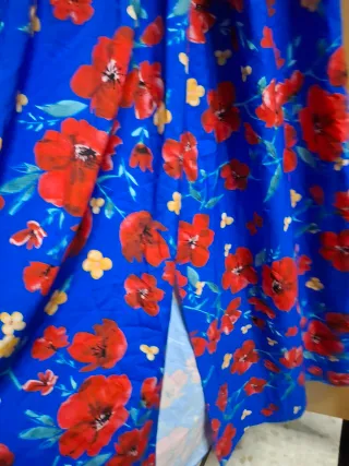 Vestido floral azul con rojo talla única