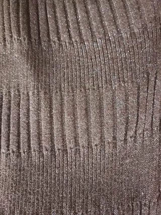 Vestido marrón dorado brillante