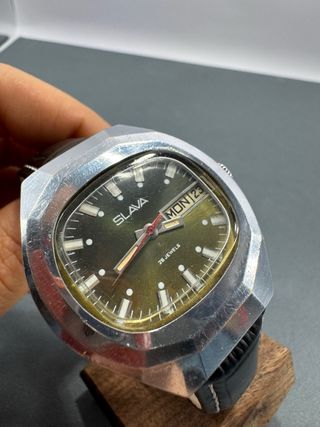Reloj Slava Automático 26 Joyas