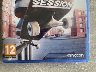 Session Skate Sim para PS5 precintado.