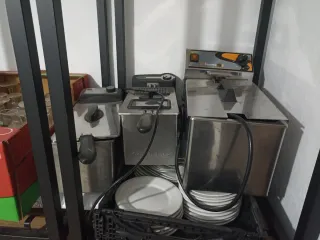 Freidora y cafetera industrial