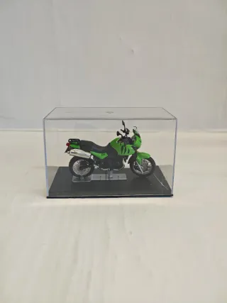 Triumph Tiger 955i scala 1:24