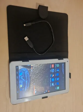 Tablet Ansonic Blanca y Negra