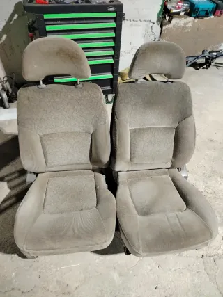 Asientos Delanteros Nissan Patrol GR Y61 Corto