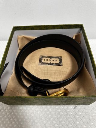 Cinturón Gucci Negro y Dorado