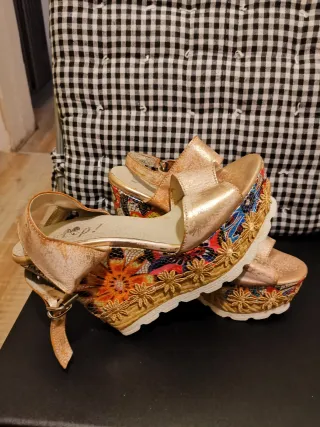 Zeppe oro e multicolor