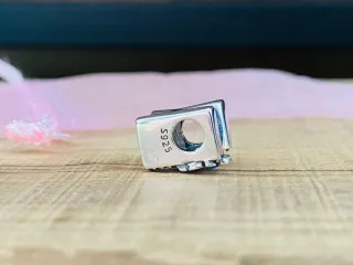 Charm | Letra K con Mariposas