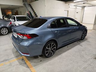 Toyota Corolla Sedán Híbrido Automático