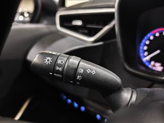 Toyota Corolla Sedán Híbrido Automático