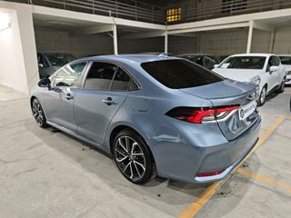 Toyota Corolla Sedán Híbrido Automático