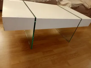 Mesa de centro blanca y cristal moderna