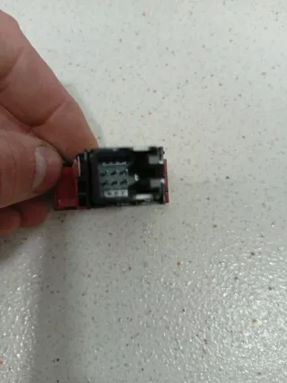 Botón warning Seat León 5F FR