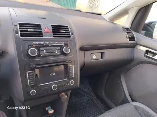 Volkswagen Touran 2011