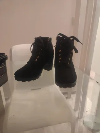 Botines tacón marrón