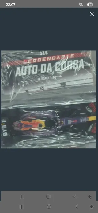 Auto da Corsa Leggendarie 1:16 Red Bull