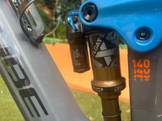 Bicicleta Eléctrica Cube Stereo Hybrid 140 TALLA L