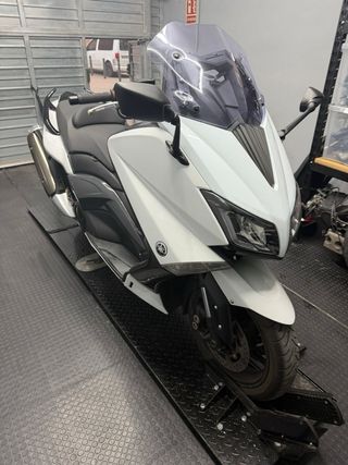 Yamaha Tmax 530 ABS 2015 Blanca