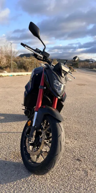Honda Hornet 2023 - 10.000 km