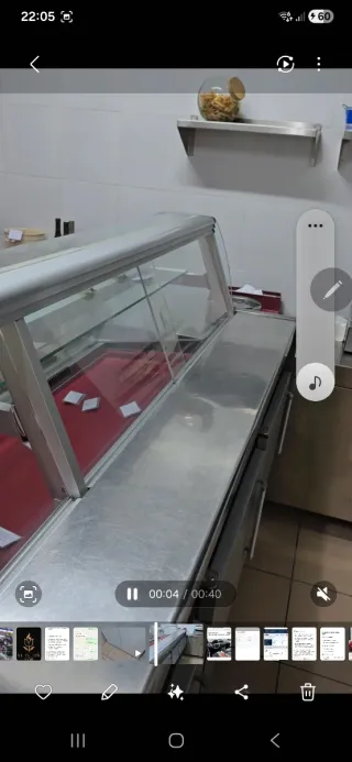 Rustidor,comida para llevar,cocina completa