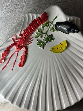 Piatto da portata a forma di conchiglia