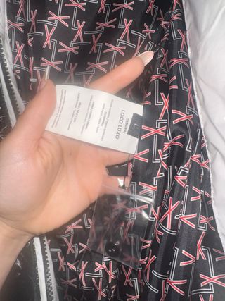 Abrigo Locoluxo Negro Brillante