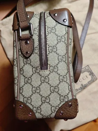 Tracolla Gucci Square Media GG Supreme