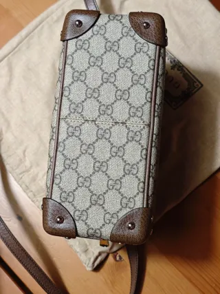 Tracolla Gucci Square Media GG Supreme