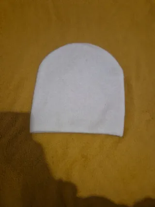 Gorro blanco de lana