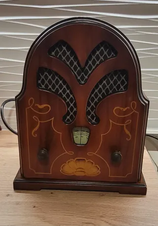 Radio de Madera estilo vintage