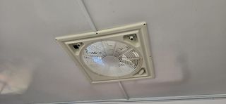 Camión para caballos caravana