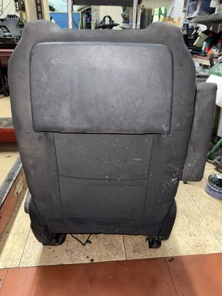 Asiento conductor Peugeot 5008 (2010)