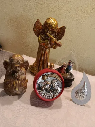 Decorazioni vintage angeli e presepe