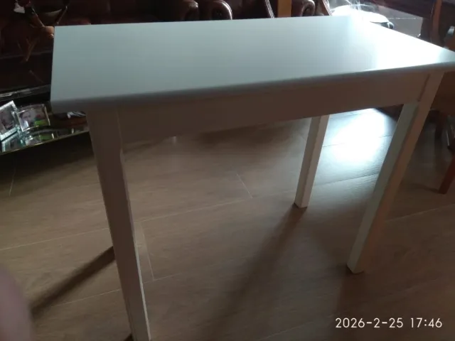 Mesa blanca Ikea madera