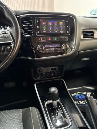 Mitsubishi Outlander 2018 / AUTOMATICO / IMPECABLE