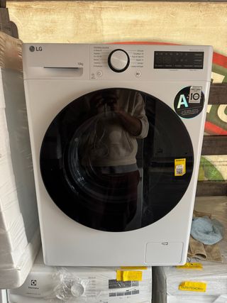 Lavadora LG 10kg Blanca f4wr6010agw