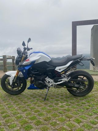 BMW F 900 R Naked