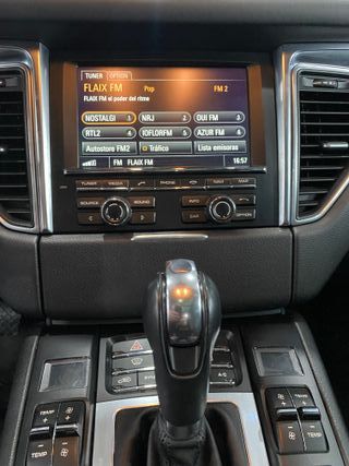 Porsche Macan 2015