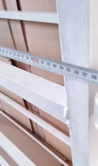 Estantería metálica grande blanca