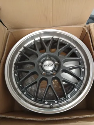 Llantas Dotz Revvo Dark 17 5x100