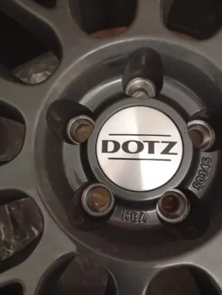 Llantas Dotz Revvo Dark 17 5x100