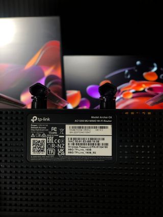 TP-Link Archer C6 AC1200 MU-MIMO Router + cables