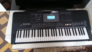 Teclado Yamaha PSR-E463