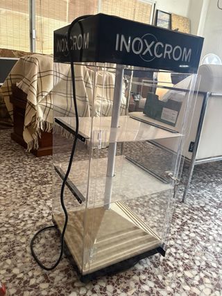 Expositor giratorio INOXCROM luminoso