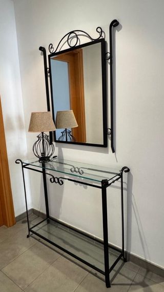 Mueble de entrada con espejo (Regalo lámpara)