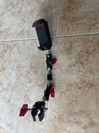 Soporte atril bombardino kindle tablet movil.