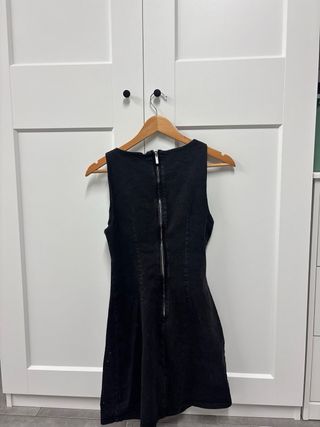 Vestido negro Stradivarius con brillos