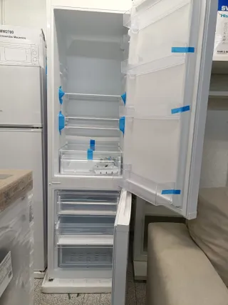Nevera nueva