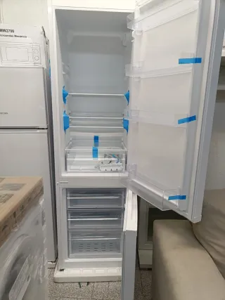 Nevera nueva