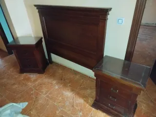 Armario de madera provenzal con espejos
