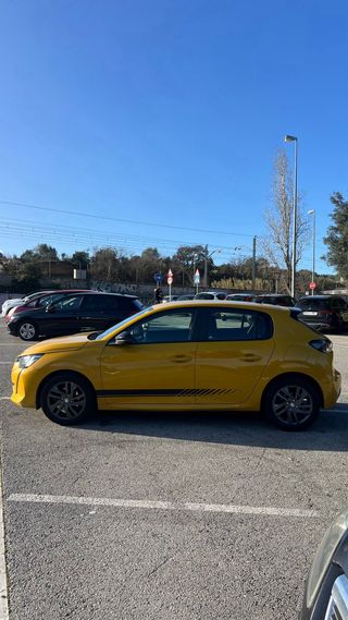 Peugeot 208 *NO PURETECH* ✅